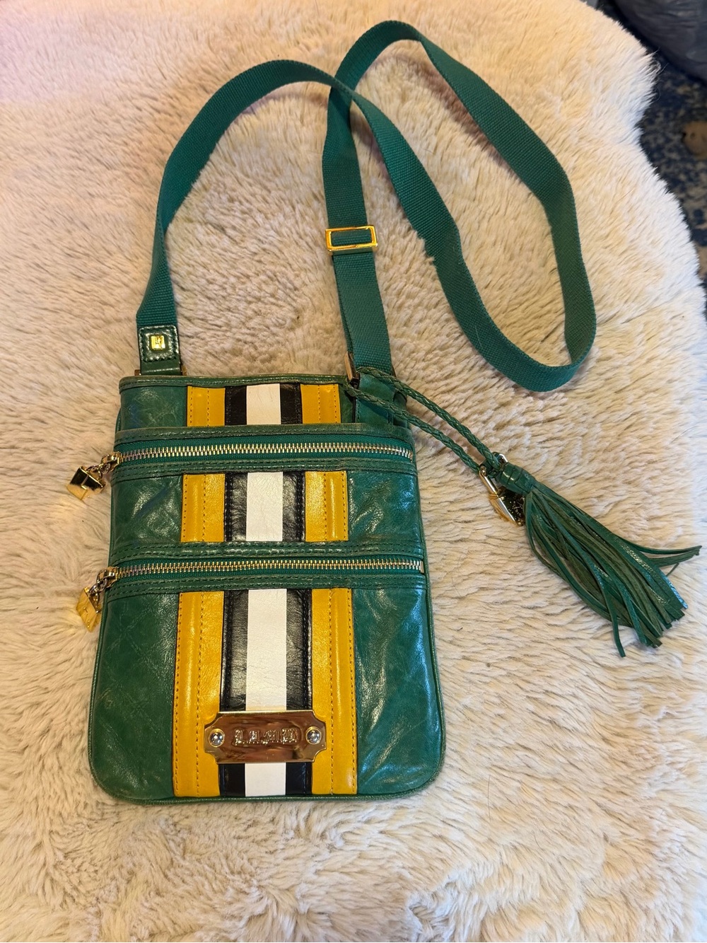 Vintage L.A.M.B. by Gwen Stefani green leather crossbody bag